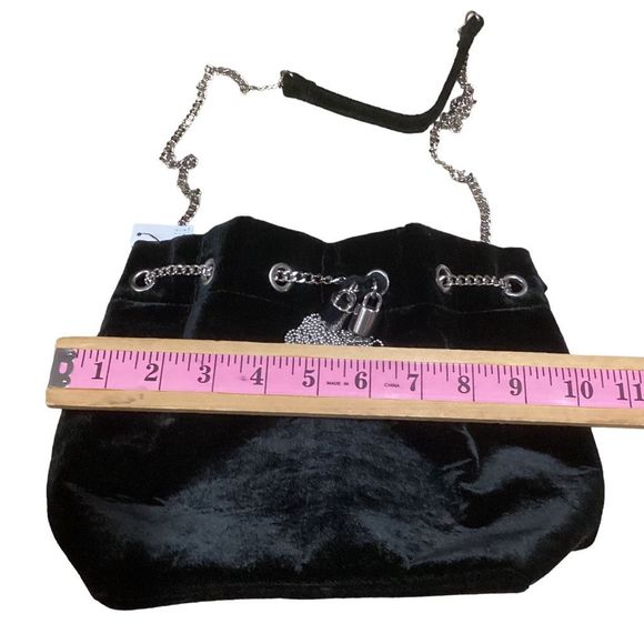 White House Black Market Black Velvet Crossbody Evening Bag Bucket Bag with Silv - Picture 5 of 14